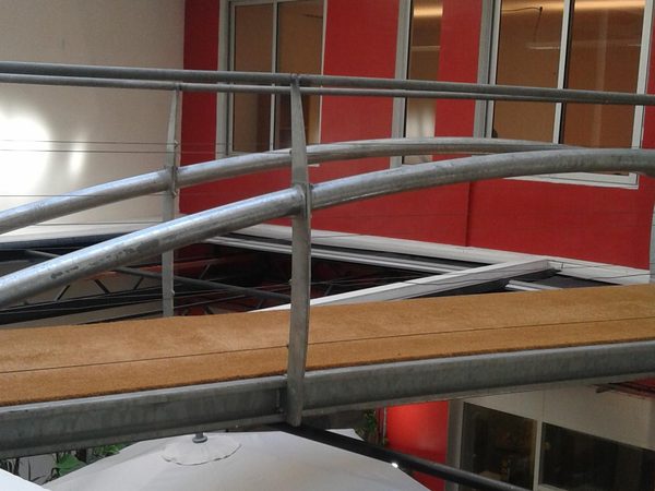 Coursive et passerelle métallique rénovées